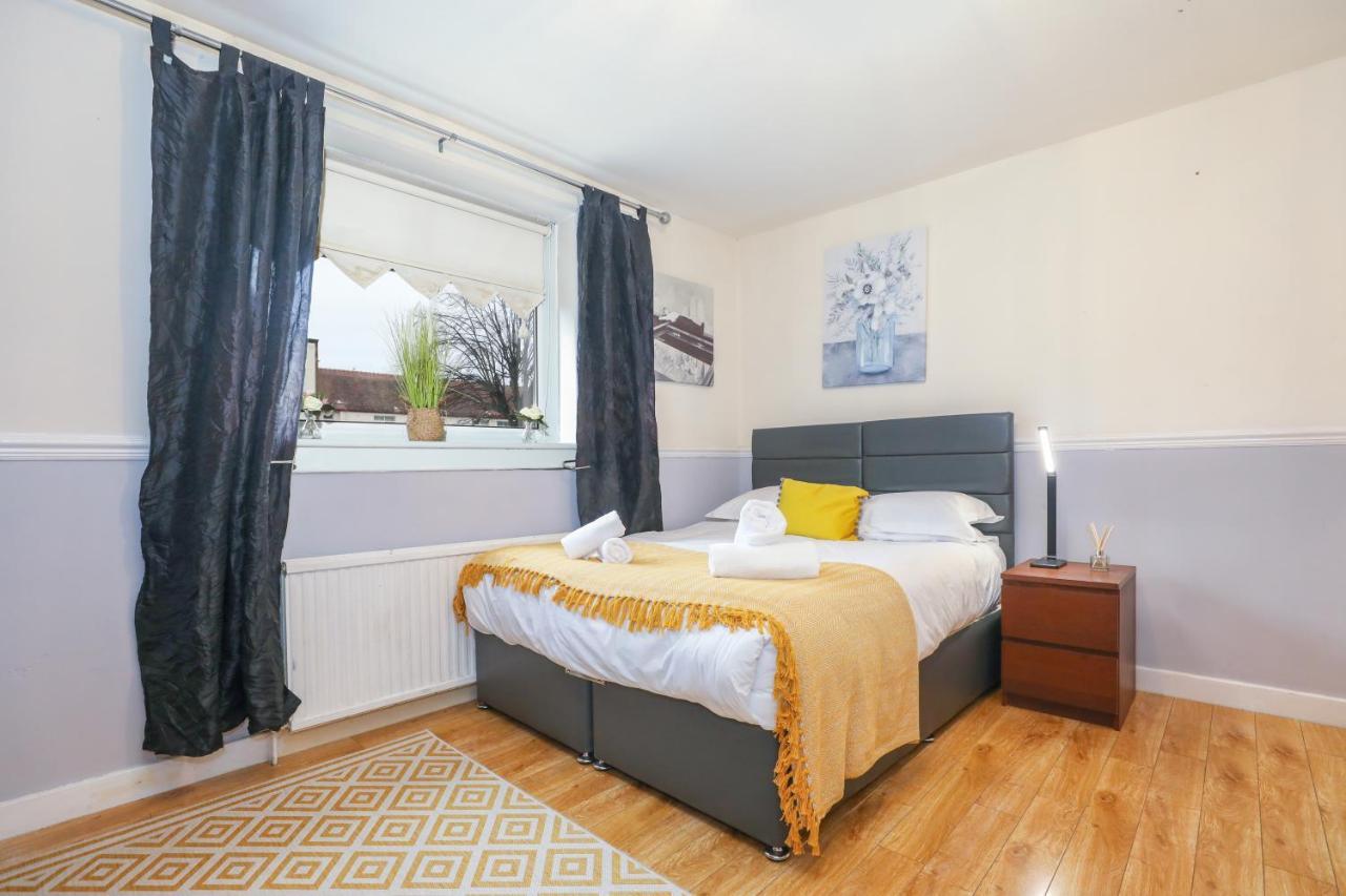 Beautiful 4 Bedroom Cottage - Ideal Location - Free Parking 에든버러 외부 사진