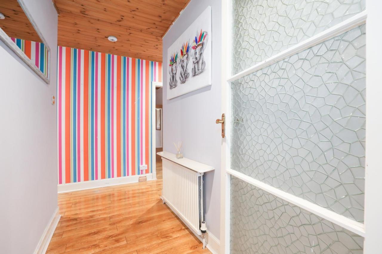 Beautiful 4 Bedroom Cottage - Ideal Location - Free Parking 에든버러 외부 사진
