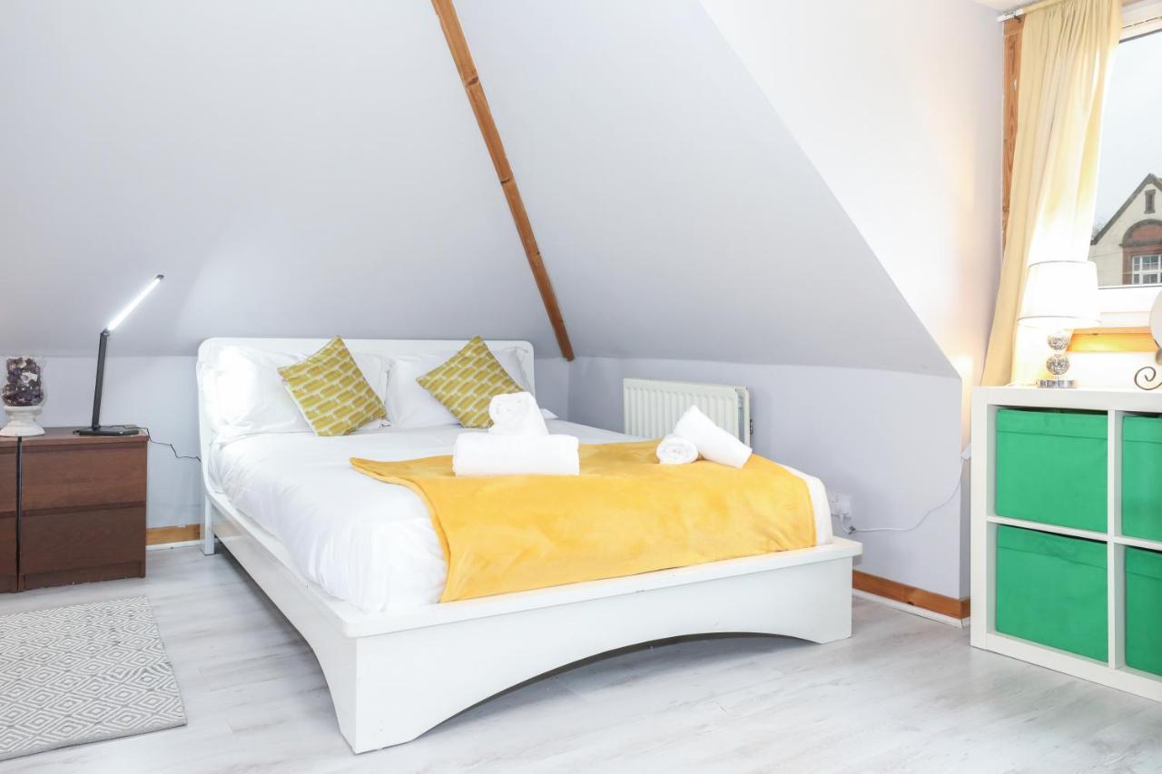 Beautiful 4 Bedroom Cottage - Ideal Location - Free Parking 에든버러 외부 사진