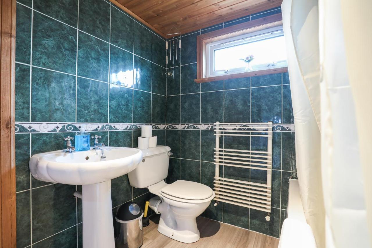 Beautiful 4 Bedroom Cottage - Ideal Location - Free Parking 에든버러 외부 사진