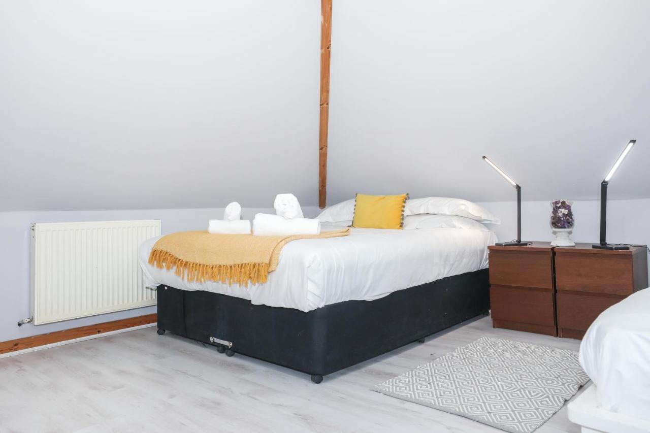 Beautiful 4 Bedroom Cottage - Ideal Location - Free Parking 에든버러 외부 사진