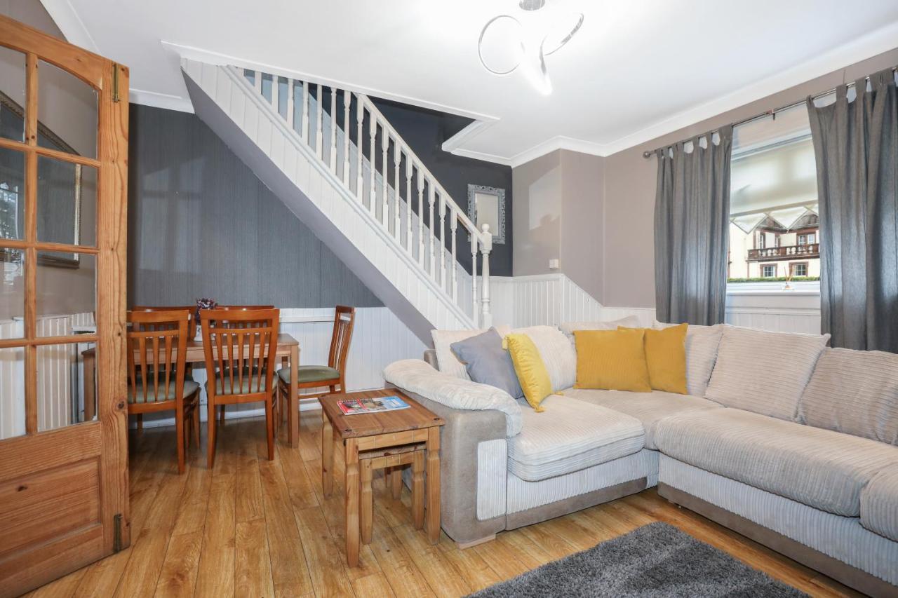 Beautiful 4 Bedroom Cottage - Ideal Location - Free Parking 에든버러 외부 사진