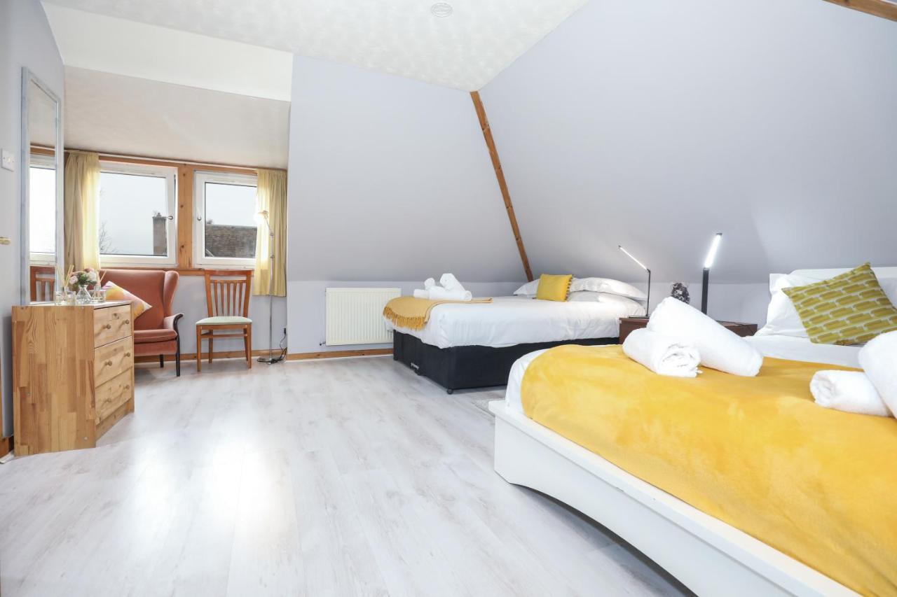 Beautiful 4 Bedroom Cottage - Ideal Location - Free Parking 에든버러 외부 사진