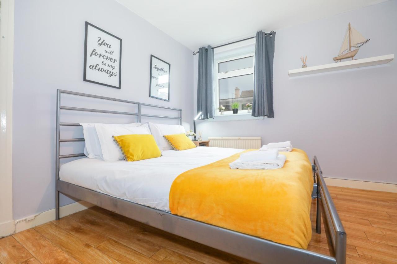 Beautiful 4 Bedroom Cottage - Ideal Location - Free Parking 에든버러 외부 사진