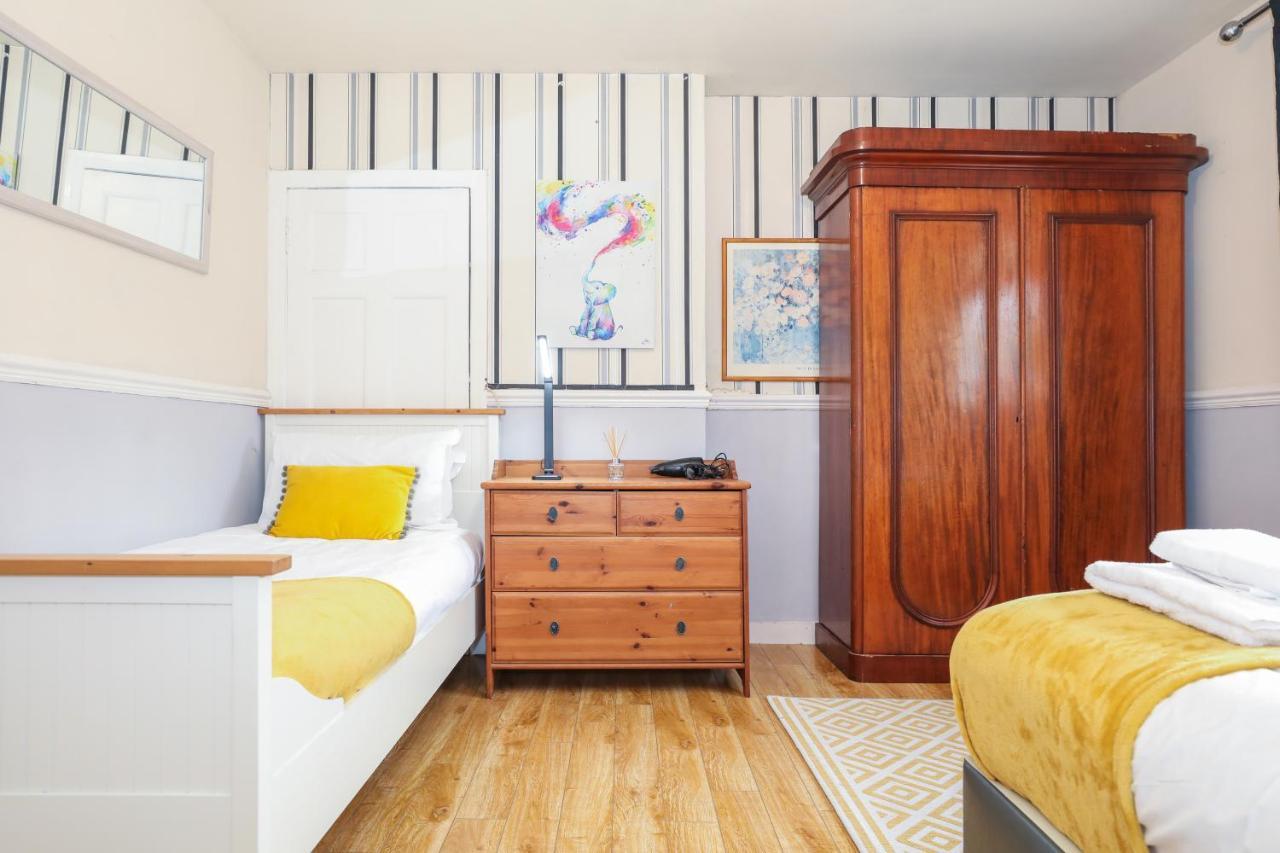 Beautiful 4 Bedroom Cottage - Ideal Location - Free Parking 에든버러 외부 사진