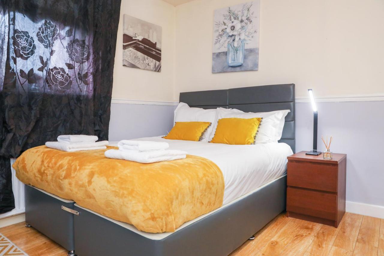Beautiful 4 Bedroom Cottage - Ideal Location - Free Parking 에든버러 외부 사진